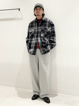 「アイテム（スウェットパンツ）」を使った、平田望夢さん（メンズ・172cm）の秋コーディネート