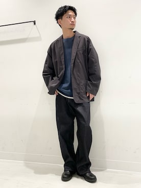 「URBAN RESEARCH DOORS（アーバンリサーチドアーズ）の『別注』BURLAP OUTFITTER×DOORS　SUPPLEX NYLON 2B JACKET（テーラードジャケット、グレー系）」を使った、平田望夢さん（メンズ・172cm）の春コーディネート