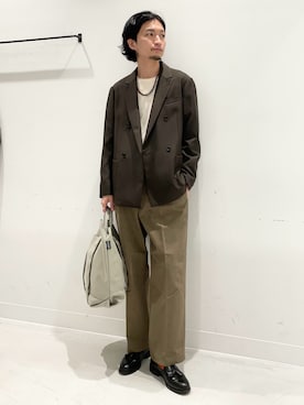 「アイテム（テーラードジャケット）」を使った、平田望夢さん（メンズ・172cm）の秋コーディネート