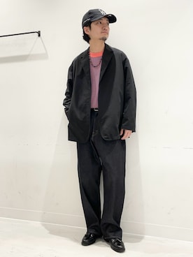 「EKAL（エカル）のDOT AIR JACKET（テーラードジャケット、ブラック系）」を使った、平田望夢さん（メンズ・172cm）の春コーディネート
