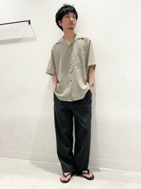 「URBAN RESEARCH DOORS（アーバンリサーチドアーズ）のFORK&SPOON　シアサッカーショートスリーブシャツ（シャツ/ブラウス、ベージュ系）」を使った、平田望夢さん（メンズ・172cm）の夏コーディネート
