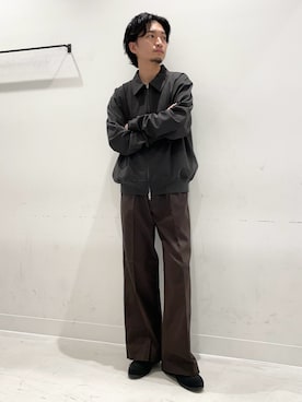 「URBAN RESEARCH（アーバンリサーチ）のSTRETCH PONTE ZIP BLOUSON（ブルゾン、グレー系）」を使った、平田望夢さん（メンズ・172cm）の秋コーディネート