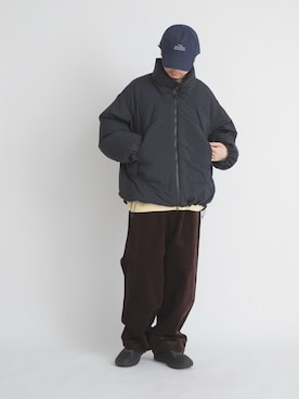 「EKAL（エカル）の『別注』NANGA×EKAL　ミリタリーダウンジャケット（ダウンジャケット/コート、ブラック系）」を使った、平田望夢さん（メンズ・172cm）の秋コーディネート