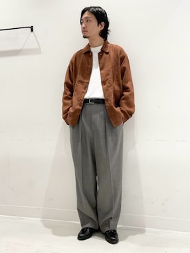 「URBAN RESEARCH（アーバンリサーチ）のHERRINGBONE ST TROUSER（その他パンツ、グレー系）」を使った、平田望夢さん（メンズ・172cm）の春コーディネート
