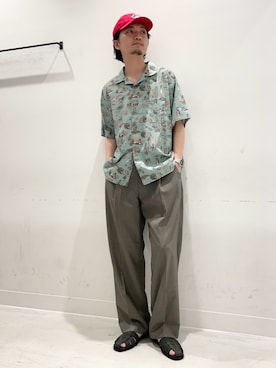 「URBAN RESEARCH Sonny Label（アーバンリサーチサニーレーベル）のHIROCKSHOWコラボアロハシャツ（シャツ/ブラウス、グリーン系）」を使った、平田望夢さん（メンズ・172cm）の夏コーディネート