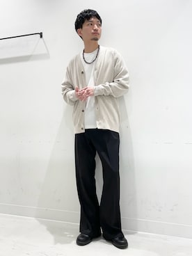 「URBAN RESEARCH（アーバンリサーチ）のSILK NOIL CARDIGAN（カーディガン/ボレロ、ホワイト系）」を使った、平田望夢さん（メンズ・172cm）の春コーディネート