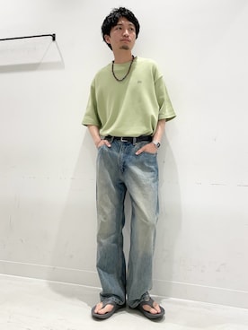 「URBAN RESEARCH DOORS（アーバンリサーチドアーズ）のOOFOS　OOriginal（サンダル、グレー系）」を使った、平田望夢さん（メンズ・172cm）の夏コーディネート