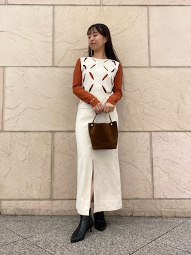 「URBAN RESEARCH ROSSO WOMEN（アーバンリサーチ　ロッソ）のピーチタッチストレートスカート（スカート）」を使った、matsudaさん（レディース・162cm）の秋コーディネート