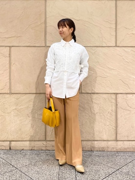 「URBAN RESEARCH ROSSO WOMEN（アーバンリサーチ　ロッソ）の防シワセミフレアパンツ（その他パンツ）」を使った、matsudaさん（レディース・162cm）の冬コーディネート