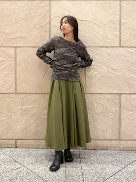 「URBAN RESEARCH ROSSO WOMEN(アーバンリサーチ ロッソ)のMewl シャーリングTOPS(その他トップス、グレー系)」を使った、matsudaさん(レディース・162cm)の夏コーディネート