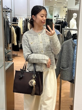「URBAN RESEARCH ROSSO(アーバンリサーチロッソ)のMARILYN MOON BOUCLE TWEED KNIT JACKET(ノーカラージャケット、ホワイト系)」を使った、matsudaさん(レディース・162cm)の秋コーディネート