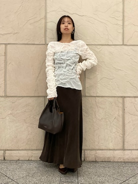 「アイテム（その他トップス、ホワイト系）」を使った、matsudaさん（レディース・162cm）の秋コーディネート