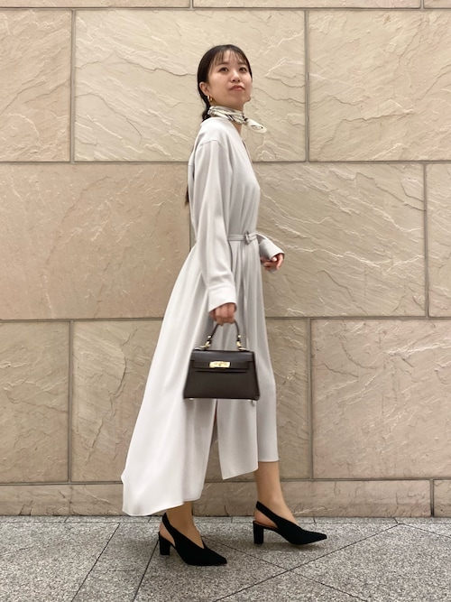 セール】トリアセテート混Vネックワンピース（ワンピース）｜URBAN