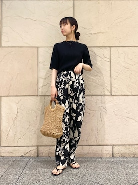 「アイテム（かごバッグ）」を使った、matsudaさん（レディース・162cm）の春コーディネート