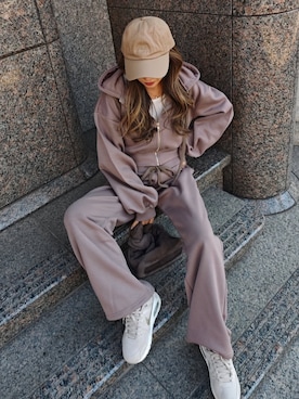 「アイテム（セットアップ）」を使った、esutoreja    公式さん（レディース・155cm）の秋コーディネート