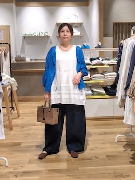 「studio CLIP（スタディオクリップ）のシアーリボンシュシュ（シュシュ、ブラック系）」を使った、emiclip1921さん（レディース・160cm）の春コーディネート