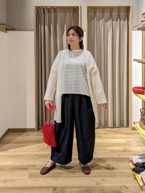24年✨ JOURNAL STANDARD ペーパーヤーンVネックカーディガン スピック＆スパン Spick & Span 《予約》レーヨンペーパーヤーンV
