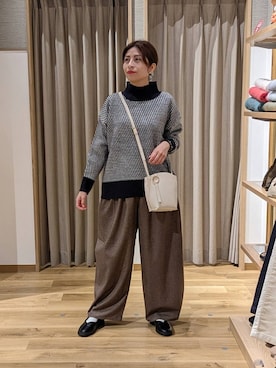 「アイテム（ショルダーバッグ）」を使った、emiclip1921さん（レディース・160cm・30代）の冬コーディネート