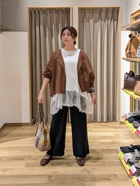 「アイテム（シュシュ）」を使った、emiclip1921さん（レディース・160cm）の春コーディネート