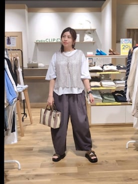 「studio CLIP（スタディオクリップ）のシアーリボンシュシュ（シュシュ、ブラック系）」を使った、emiclip1921さん（レディース・160cm）の春コーディネート