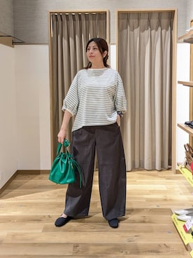 「studio CLIP（スタディオクリップ）のアイテム（パンツ）」を使った、emiclip1921さん（レディース・160cm）の春コーディネート