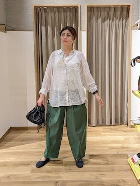 「studio CLIP（スタディオクリップ）のアイテム（パンツ）」を使った、emiclip1921さん（レディース・160cm）の春コーディネート