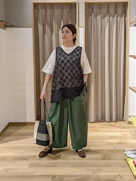 「studio CLIP（スタディオクリップ）のアイテム（パンツ）」を使った、emiclip1921さん（レディース・160cm）の春コーディネート