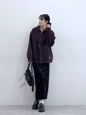 「アイテム（パーカー）」を使った、moemistyleさん（レディース・170cm）の秋コーディネート