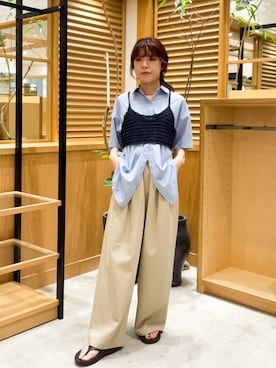 「KBF（ケイビーエフ）のニットビスチェSETシャツ（シャツ/ブラウス、ブルー系）」を使った、ayane01100212さん（レディース・158cm）の夏コーディネート
