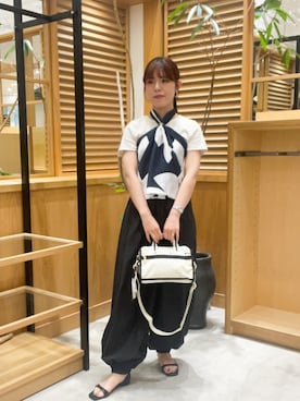 「URBAN RESEARCH（アーバンリサーチ）のバルーンギャザーパンツ（その他パンツ、ブラック系）」を使った、ayane01100212さん（レディース・158cm）の夏コーディネート