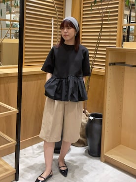 「URBAN RESEARCH（アーバンリサーチ）のドッキングペプラムカットソー（Tシャツ/カットソー、ブラック系）」を使った、ayane01100212さん（レディース・158cm）の春コーディネート