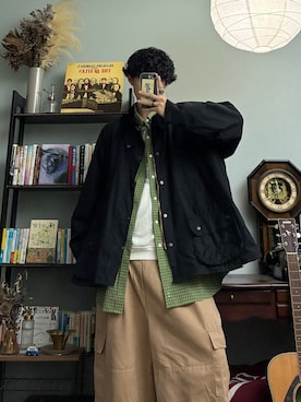 「アイテム（カーゴパンツ、ベージュ系）」を使った、ハルさん（メンズ・179cm）の秋コーディネート