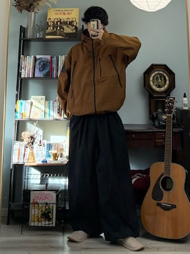 「アイテム（ナイロンジャケット）」を使った、ハルさん（メンズ・179cm）の秋コーディネート