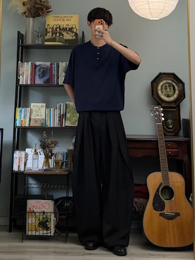 「YOLO（ヨーロ）のアイテム（Tシャツ/カットソー、ブルー系）」を使った、ハルさん（メンズ・179cm）の夏コーディネート