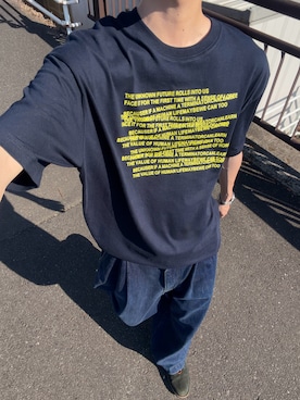 「YOLO（ヨーロ）のアイテム（Tシャツ/カットソー、ブルー系）」を使った、ハルさん（メンズ・179cm）の夏コーディネート