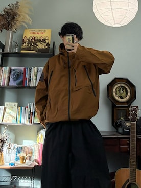 「アイテム（ナイロンジャケット）」を使った、ハルさん（メンズ・179cm）の秋コーディネート