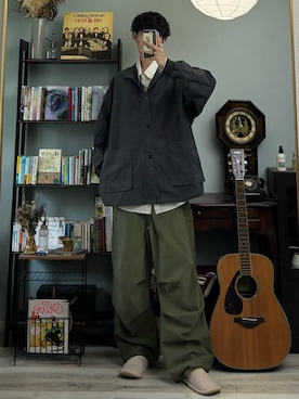「アイテム（ミリタリージャケット）」を使った、ハルさん（メンズ・179cm）の秋コーディネート