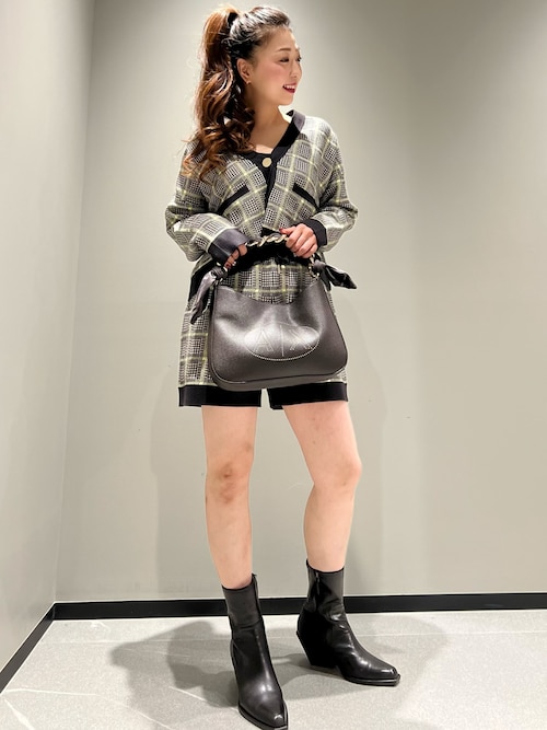 Queen♡（AX アルマーニ エクスチェンジ ららぽーと福岡）｜ARMANI EXCHANGEのカーディガン/ボレロを使ったコーディネート