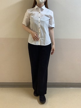 「TOKYO SHIRTS（トウキョウシャツ）の【吸水速乾】 形態安定ノンアイロン レギュラー 5分袖ビジネスワイシャツ（ビジネスシャツ、ホワイト系）」を使った、BRICK HOUSE by Tokyo Shirts 札幌苗穂イオンモール店さん（レディース・160cm）の夏コーディネート