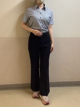 「TOKYO SHIRTS（トウキョウシャツ）の【吸水速乾】【COFREX】形態安定ノンアイロン スキッパー 半袖ビジネスワイシャツ（ビジネスシャツ、ブルー系）」を使った、BRICK HOUSE by Tokyo Shirts 札幌苗穂イオンモール店さん（レディース・160cm）の夏コーディネート