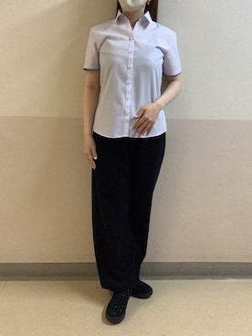 「TOKYO SHIRTS（トウキョウシャツ）の【吸水速乾】 形態安定ノンアイロン スキッパー 半袖ビジネスワイシャツ（ビジネスシャツ、パープル系）」を使った、BRICK HOUSE by Tokyo Shirts 札幌苗穂イオンモール店さん（レディース・160cm）の夏コーディネート