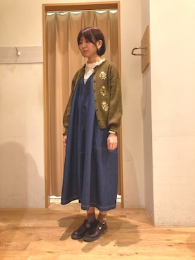 「刺繍」｜「アイテム（ジャンパースカート）」を使った、ﾐﾔﾊﾗさん（レディース・165cm）の秋コーディネート