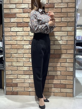 「アイテム（ビジネスシャツ）」を使った、BRICK HOUSE シャツ工房 札幌駅エスタ店さん（レディース・158cm）の秋コーディネート