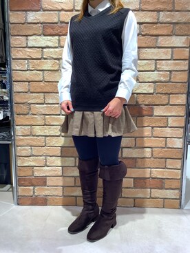 「ブラウス×ニット」｜BRICK HOUSE シャツ工房 札幌駅エスタ店さん（レディース・147cm）の冬コーディネート