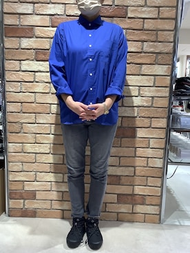 「アイテム（ビジネスシャツ）」を使った、BRICK HOUSE シャツ工房 札幌駅エスタ店さん（レディース・162cm）の冬コーディネート