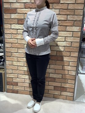 「アイテム（ビジネスシャツ）」を使った、BRICK HOUSE シャツ工房 札幌駅エスタ店さん（レディース・159cm）の冬コーディネート