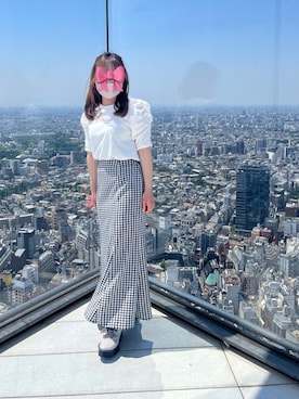 「INGNI（イング）のアイテム（Tシャツ/カットソー、ホワイト系）」を使った、𝐌𝐢さん（レディース・149cm）の冬コーディネート