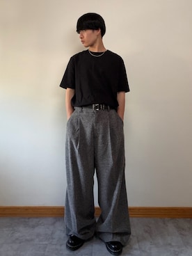 「WYM LIDNM（ウィム バイ リドム）のEXTRA FINE COTTON BASIC TEE -SLIM CROPPED FIT-（Tシャツ/カットソー、ブラック系）」を使った、ゆとさん（メンズ・160cm）の春コーディネート