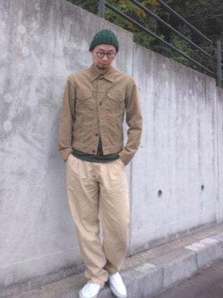 「Levi's RED（リーバイスレッド）のアイテム（デニムパンツ）」を使った、ひこたさん（メンズ・179cm）の春コーディネート