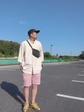 PRADAのボディバッグ/ウエストポーチ（グリーン系）を使ったメンズ人気